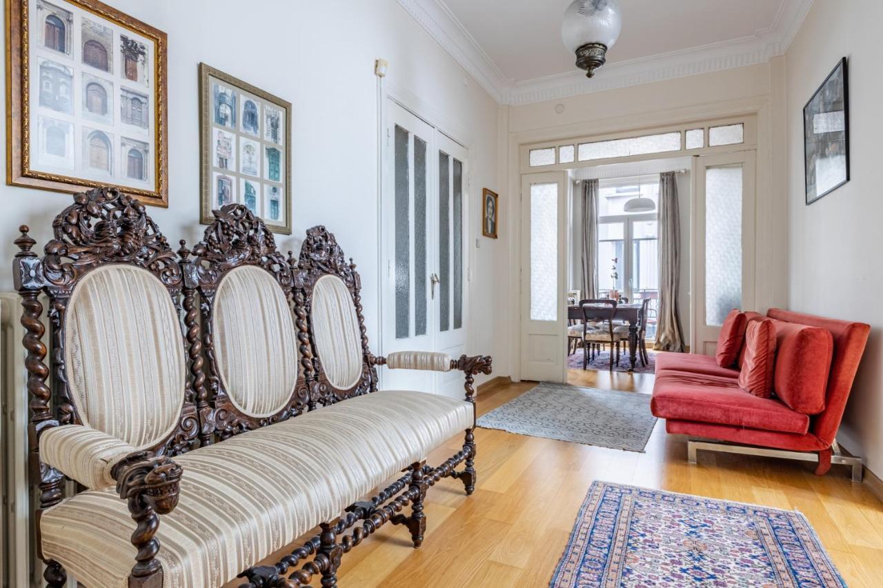 イスタンブールFlat With Balcony And Bosphorus View In Beyogluアパートメント エクステリア 写真